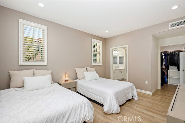 Detail Gallery Image 16 of 29 For 59 Kempton, Irvine,  CA 92620 - 2 Beds | 1/1 Baths