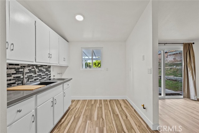 Detail Gallery Image 12 of 21 For 18851 Delight, Canyon Country,  CA 91351 - 3 Beds | 2 Baths