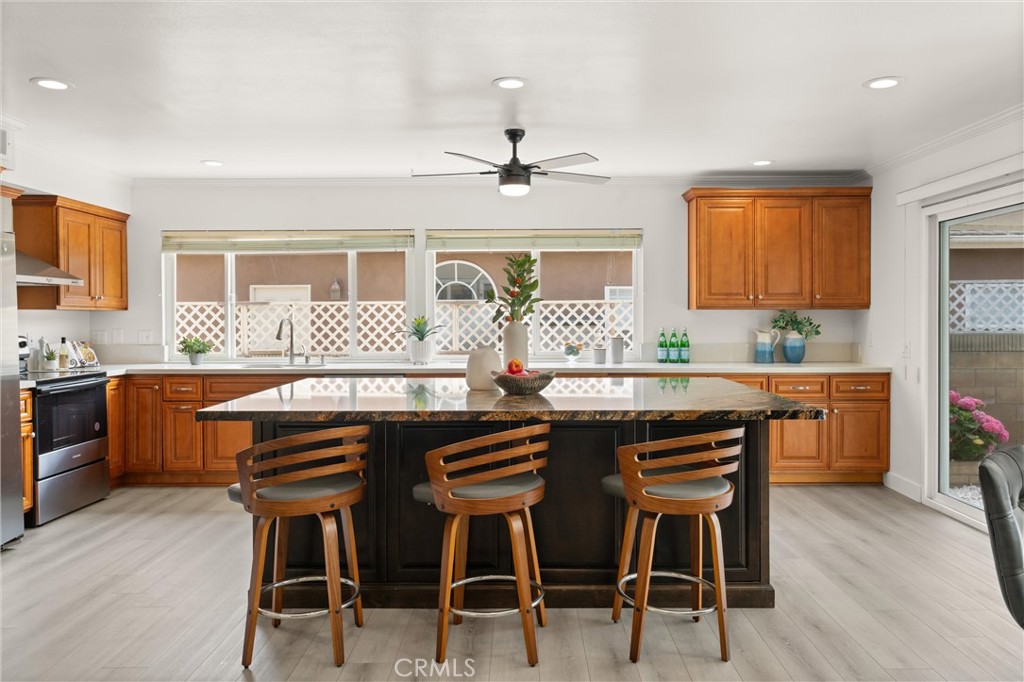 E57afd1d 16ca 4ed2 8793 D64bc6c39363