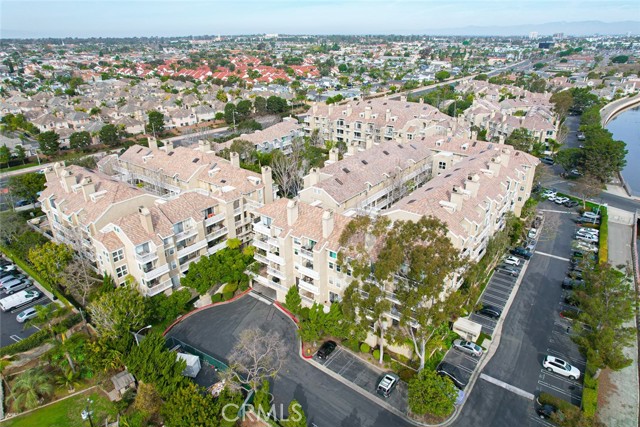 Detail Gallery Image 30 of 32 For 20331 Bluffside Cir #417,  Huntington Beach,  CA 92646 - 3 Beds | 2 Baths