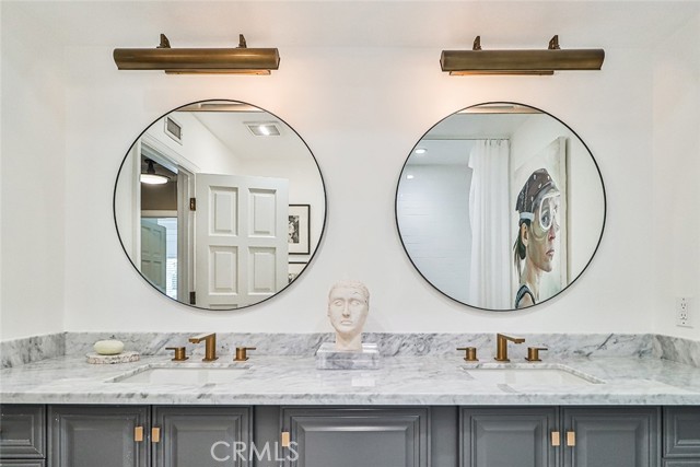 Detail Gallery Image 57 of 74 For 17141 Superior St, Northridge,  CA 91325 - 6 Beds | 4 Baths