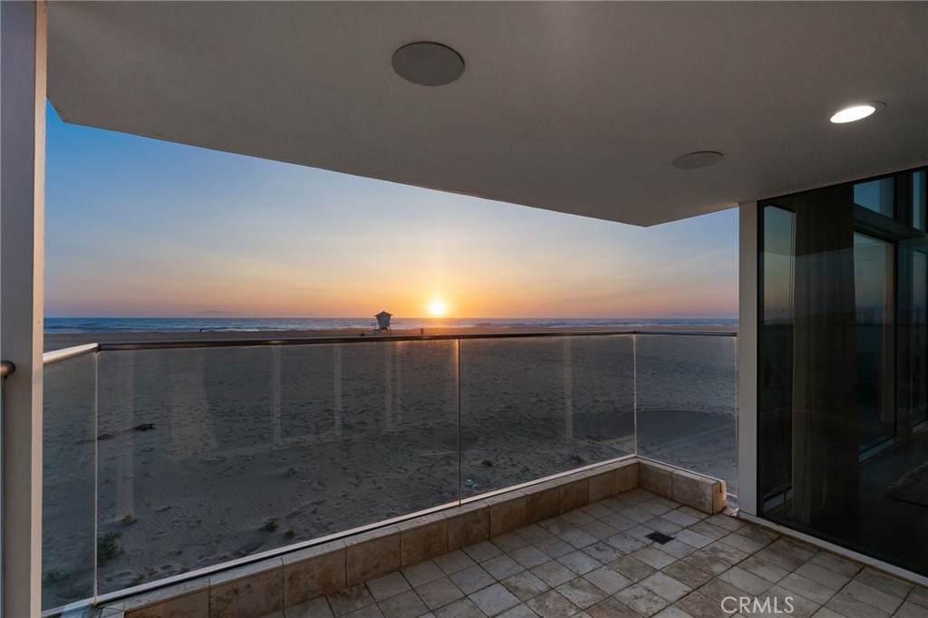 3557 Ocean Drive