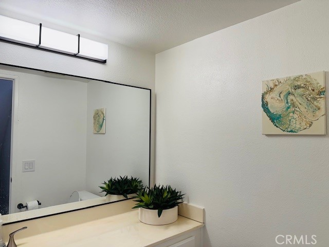 Detail Gallery Image 7 of 13 For 2800 Plaza Del Amo #42,  Torrance,  CA 90503 - 2 Beds | 2/1 Baths