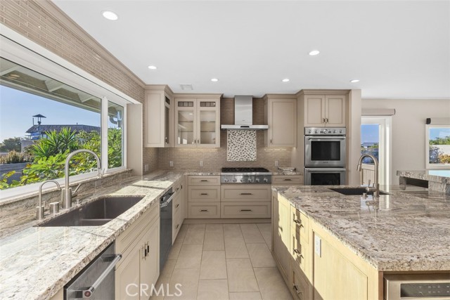 Detail Gallery Image 39 of 40 For 3800 Topside Ln, Corona Del Mar,  CA 92625 - 4 Beds | 3/1 Baths