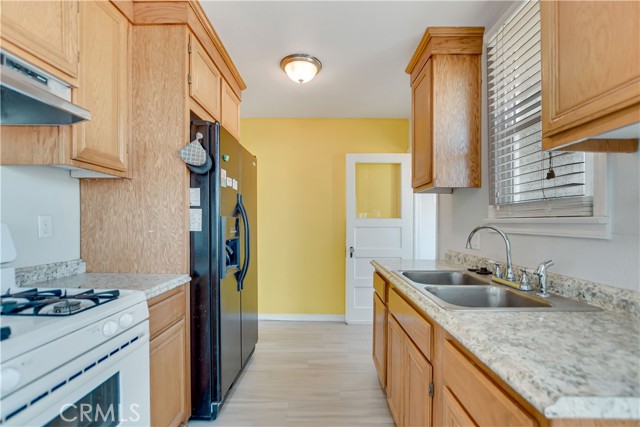 Detail Gallery Image 10 of 47 For 43517 7th, Lancaster,  CA 93535 - – Beds | – Baths