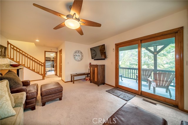 Detail Gallery Image 38 of 56 For 27391 Cottonwood Ln, Lake Arrowhead,  CA 92317 - 4 Beds | 3/1 Baths