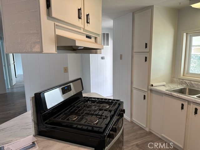 127 Comanche photo 2