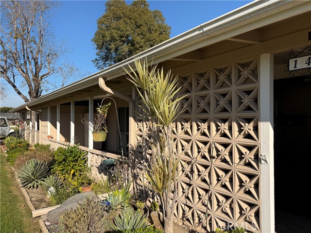 Detail Gallery Image 2 of 29 For 1321 Prestwick Rd 147k,  Seal Beach,  CA 90740 - 2 Beds | 1 Baths