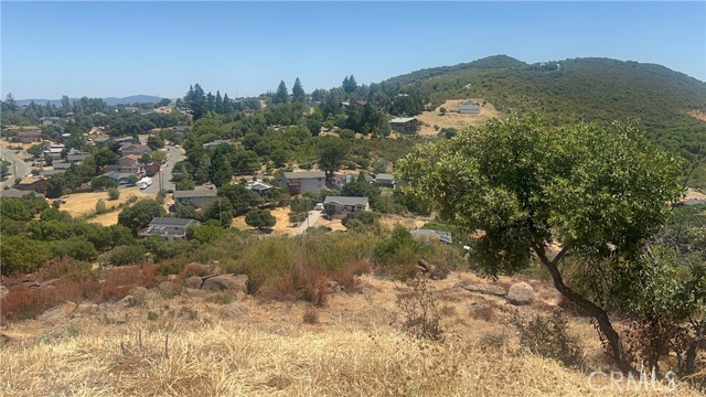 5620 Cheokee Drive, Kelseyville CA: https://media.crmls.org/medias/e57f03e4-2c8e-4d93-a1f3-10d2596d3ebd.jpg