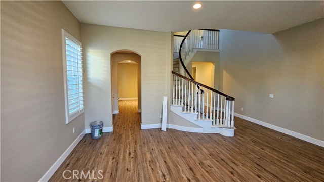 Detail Gallery Image 6 of 14 For 2566 Pearblossom, Fullerton,  CA 92835 - 4 Beds | 3 Baths