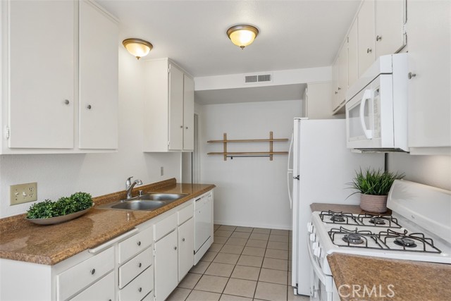 Detail Gallery Image 16 of 43 For 22915 via Cereza 3j,  Mission Viejo,  CA 92691 - 2 Beds | 1/1 Baths