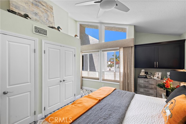 Detail Gallery Image 32 of 46 For 23 Canyon Crest, Corona Del Mar,  CA 92625 - 3 Beds | 2/1 Baths