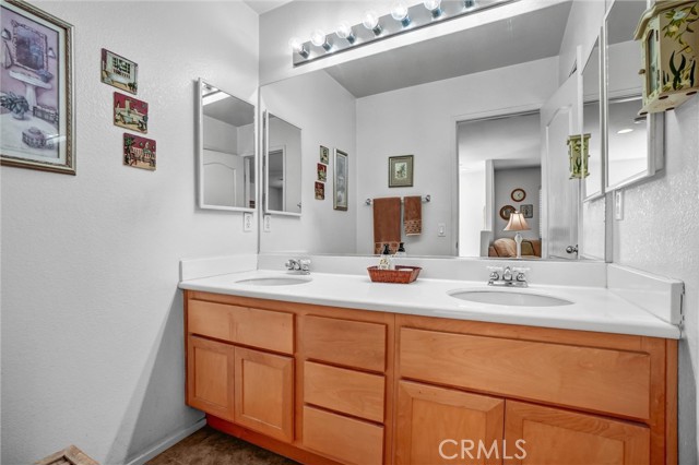 Detail Gallery Image 32 of 50 For 65 Windward Way, Buena Park,  CA 90621 - 3 Beds | 2/1 Baths