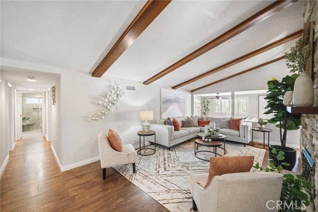Detail Gallery Image 4 of 38 For 9181 Sherry Cir, Huntington Beach,  CA 92646 - 4 Beds | 2 Baths