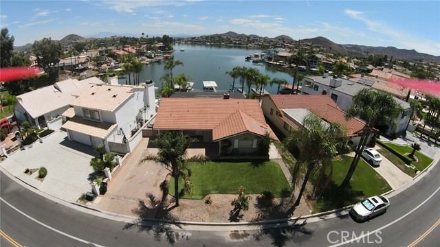 Detail Gallery Image 2 of 19 For 30280 Longhorn Dr, Canyon Lake,  CA 92587 - 3 Beds | 2 Baths