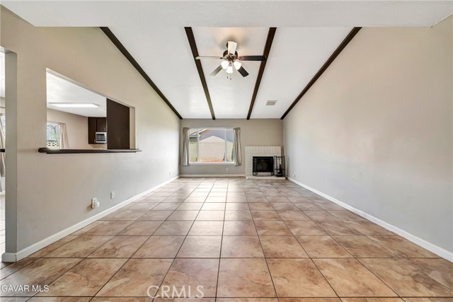 Detail Gallery Image 9 of 45 For 43104 Lemonwood, Lancaster,  CA 93536 - 3 Beds | 2 Baths