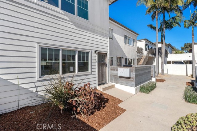 1345 Manhattan Beach Boulevard, Manhattan Beach, California 90266, ,Residential Income,For Sale,Manhattan Beach,PW24210819