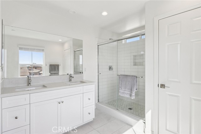 Detail Gallery Image 12 of 24 For 9650 Adora Ter, Riverside,  CA 92508 - 4 Beds | 3 Baths