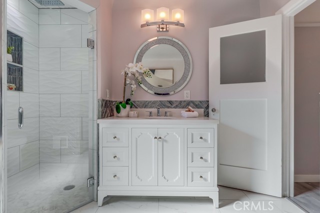690 W Paseo Del Mar, San Pedro CA: https://media.crmls.org/medias/e58892b4-14b3-4722-a031-b529e1db5c7c.jpg