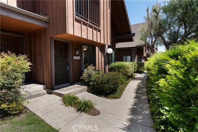 Detail Gallery Image 1 of 12 For 1216 Westmont Dr, San Pedro,  CA 90732 - 2 Beds | 2/1 Baths