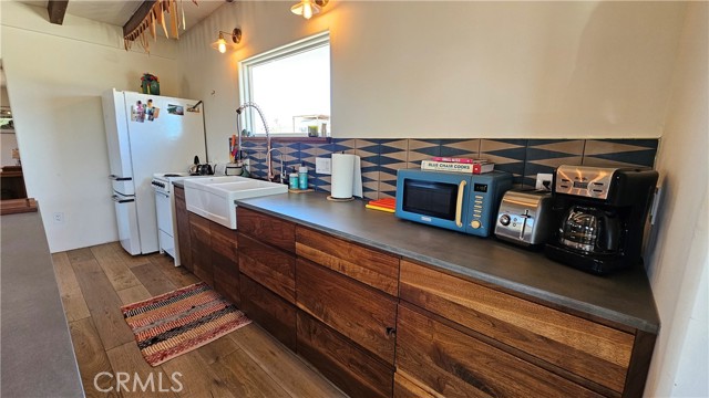 Detail Gallery Image 17 of 39 For 1240 Geronimo Trl, Yucca Valley,  CA 92284 - 1 Beds | 1 Baths
