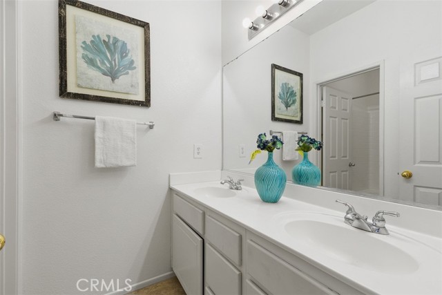 35921 Camelot Circle, Wildomar CA: https://media.crmls.org/medias/e58d0b05-481f-48e0-8ea9-9975bd2f5f4e.jpg