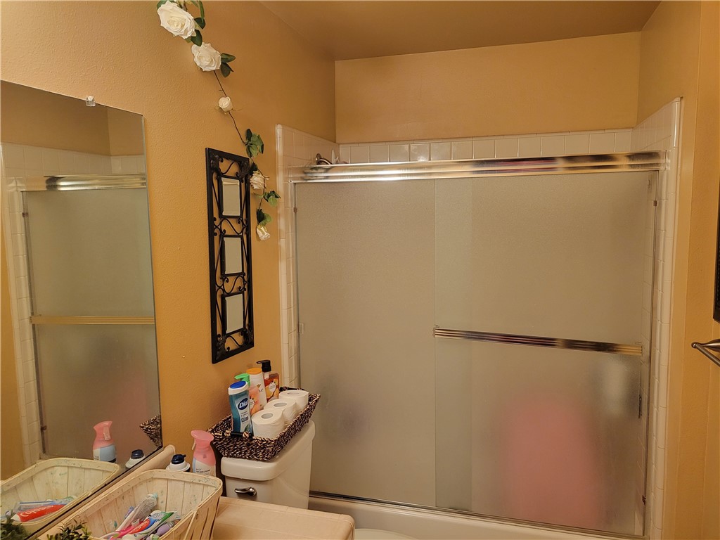 Detail Gallery Image 11 of 17 For 2601 Pinewood Dr, Madera,  CA 93637 - 4 Beds | 2 Baths