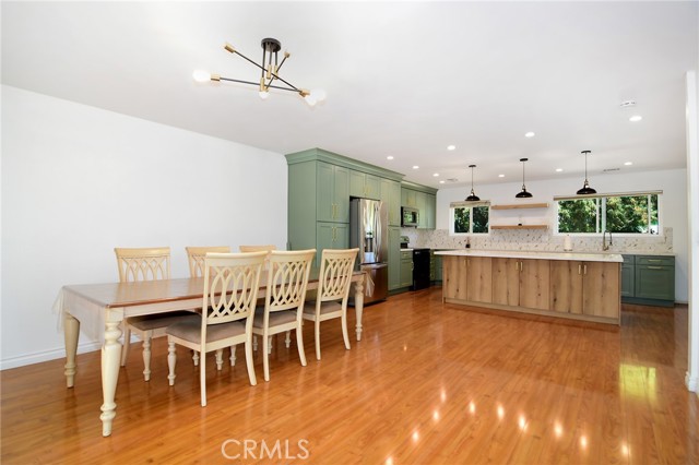 Detail Gallery Image 11 of 29 For 3417 Calle Quebracho, Thousand Oaks,  CA 91360 - 4 Beds | 2 Baths
