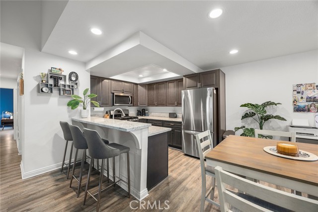 Detail Gallery Image 9 of 30 For 5814 Old Village Rd #216,  Yorba Linda,  CA 92887 - 3 Beds | 2 Baths