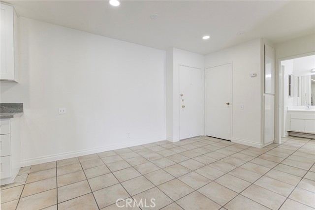 Front Image Thumbnail for CRGD26142137