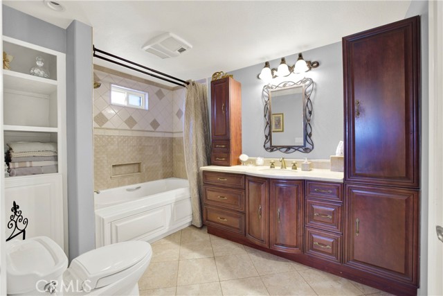 Detail Gallery Image 26 of 41 For 10859 Goldeneye Ave, Fountain Valley,  CA 92708 - 4 Beds | 2/1 Baths