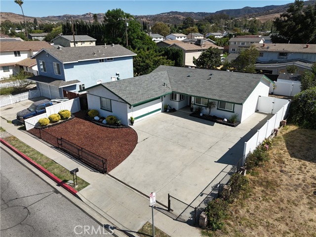 2466 Royal Avenue, Simi Valley CA: https://media.crmls.org/medias/e58ec5a0-25f1-4ca4-9f3e-337ee63a1dc8.jpg