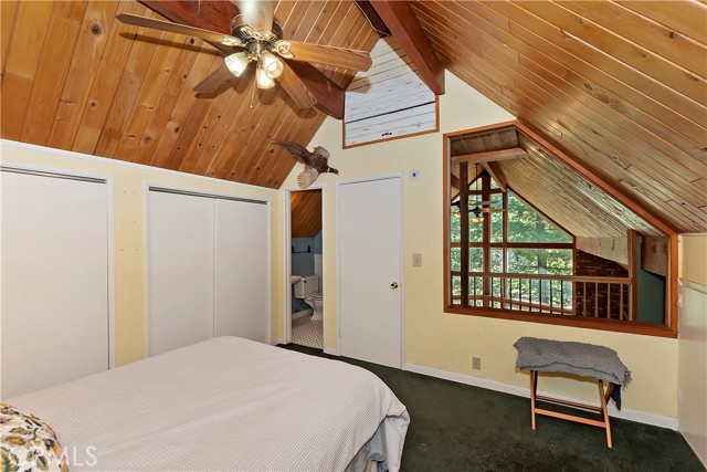 Detail Gallery Image 18 of 27 For 1068 Oak Ln, Lake Arrowhead,  CA 92326 - 3 Beds | 1/1 Baths