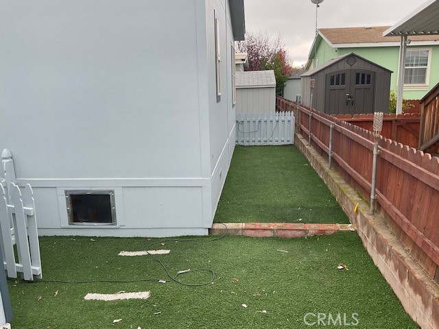 Detail Gallery Image 14 of 16 For 6154 S Walnut St, Loomis,  CA 95650 - 2 Beds | 2 Baths