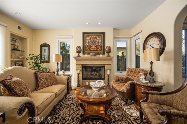 Detail Gallery Image 7 of 50 For 3222 Clay St, Newport Beach,  CA 92663 - 3 Beds | 2/1 Baths