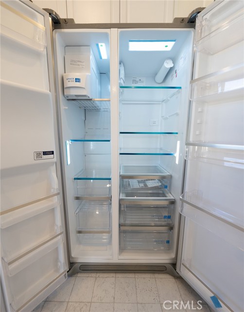 Detail Gallery Image 3 of 19 For 4751 Sicily, Lake Elsinore,  CA 92530 - 5 Beds | 3 Baths