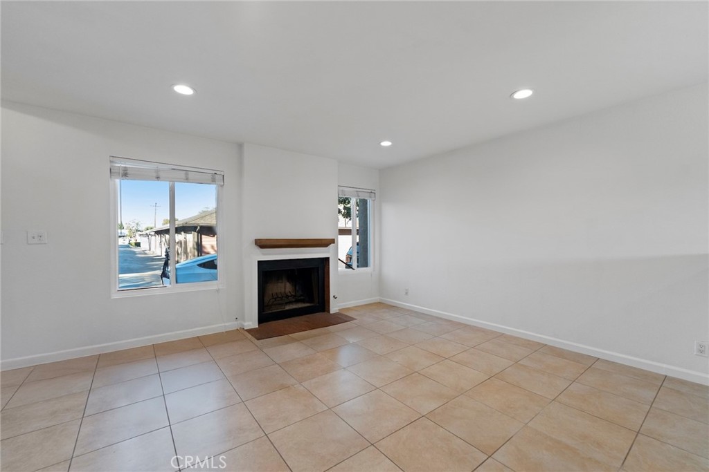 MLS #PW25255701 image #6