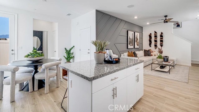 Front Image Thumbnail for CRSW25261478