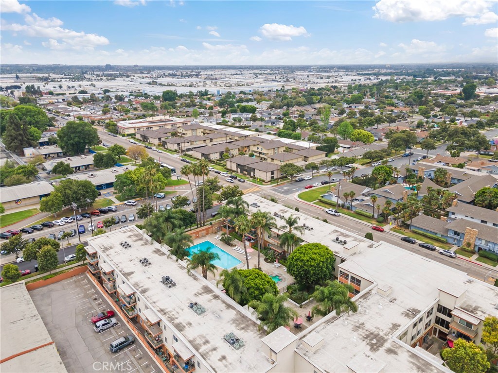 E5938038 79c2 4a9c B5e7 18ff3eb8cd7d