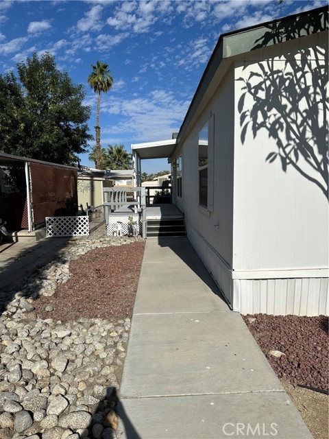 Detail Gallery Image 8 of 30 For 51555 Monroe St #101,  Indio,  CA 92201 - 3 Beds | 2 Baths