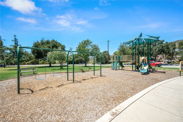 5905 Old Wheeler Road, La Verne CA: https://media.crmls.org/medias/e594e5d3-c774-4883-9ab2-cac28dcf1943.jpg