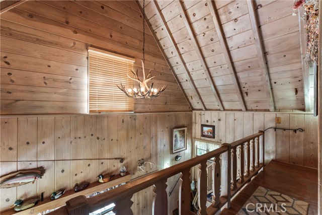 Detail Gallery Image 16 of 31 For 28810 Cedar Dr, Lake Arrowhead,  CA 92352 - 3 Beds | 2 Baths