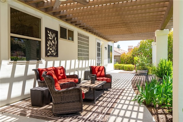 328 Cool Valley Drive, Paso Robles CA: https://media.crmls.org/medias/e59538b7-ac20-4929-b404-15e6c6081230.jpg