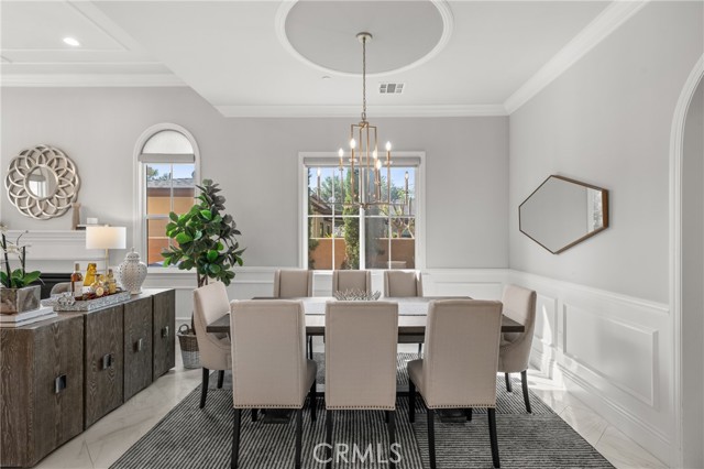 Image 11 of 47 For 6247 Ivar  