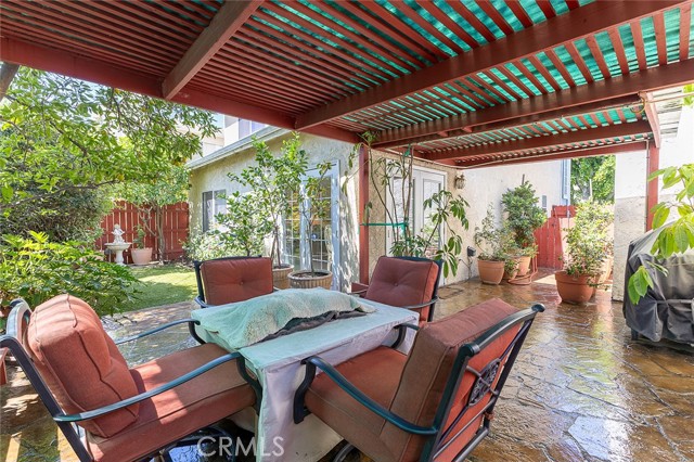 11465 Fox Hollow Lane, Pacoima CA: https://media.crmls.org/medias/e59600d2-29f0-4a34-ae3d-99eb3c1dddab.jpg