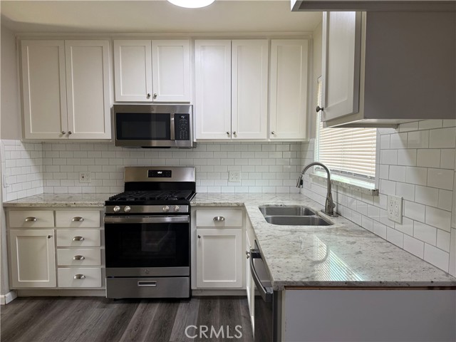 Detail Gallery Image 6 of 23 For 1111 Barney, Merced,  CA 95340 - 3 Beds | 1 Baths