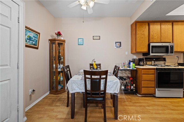 Detail Gallery Image 8 of 29 For 2827 W Avenue K12 #211,  Lancaster,  CA 93536 - 2 Beds | 2 Baths