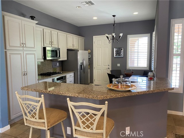 Detail Gallery Image 7 of 19 For 81657 Avenida Alturas, Indio,  CA 92203 - 2 Beds | 2 Baths