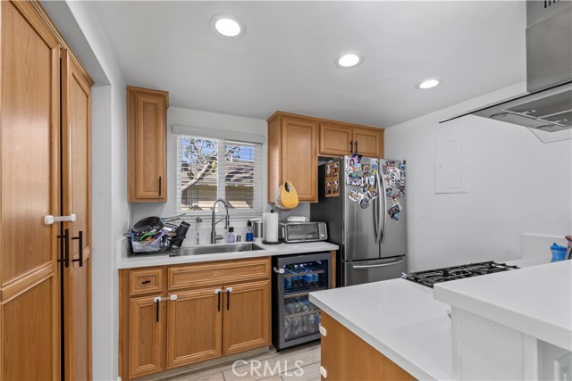 Detail Gallery Image 4 of 26 For 2451 College, La Verne,  CA 91750 - 2 Beds | 1 Baths