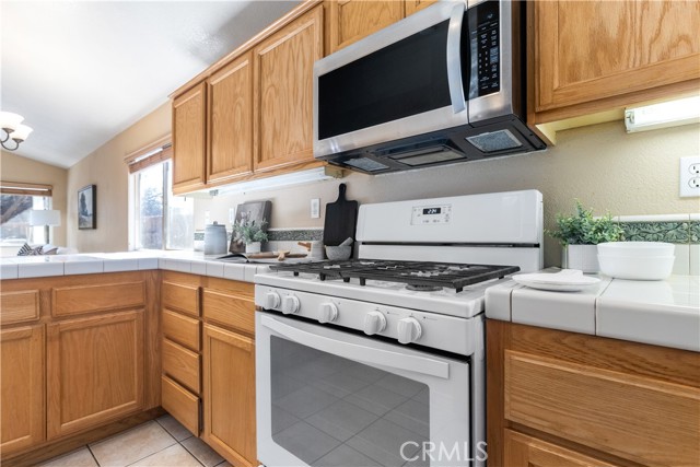 Detail Gallery Image 8 of 31 For 8640 Paseo De Caballo, Atascadero,  CA 93422 - 3 Beds | 2 Baths